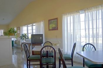 Harrisonville Inn & Suites Interior foto